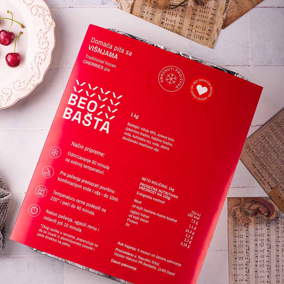 Domaća pita sa višnjama