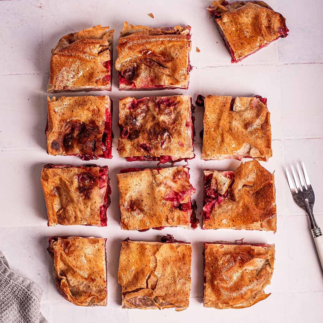 Domaća pita sa višnjama